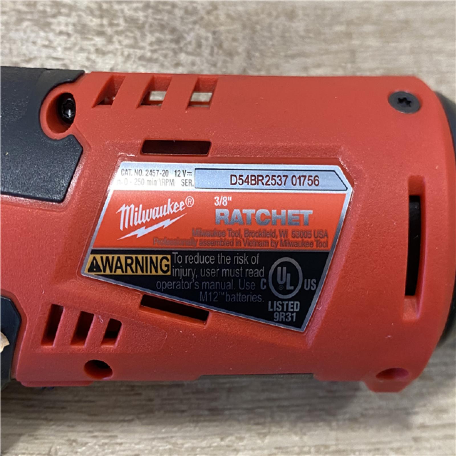 AS-IS Milwaukee 12V Lithium-Ion Cordless 3/8 in. Ratchet (Tool-Only)