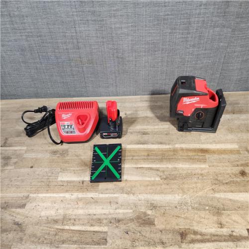 HOUSTON LOCATION - AS-IS Milwaukee Green 125 Ft. Cross Line and Plumb Points Laser Level Kit