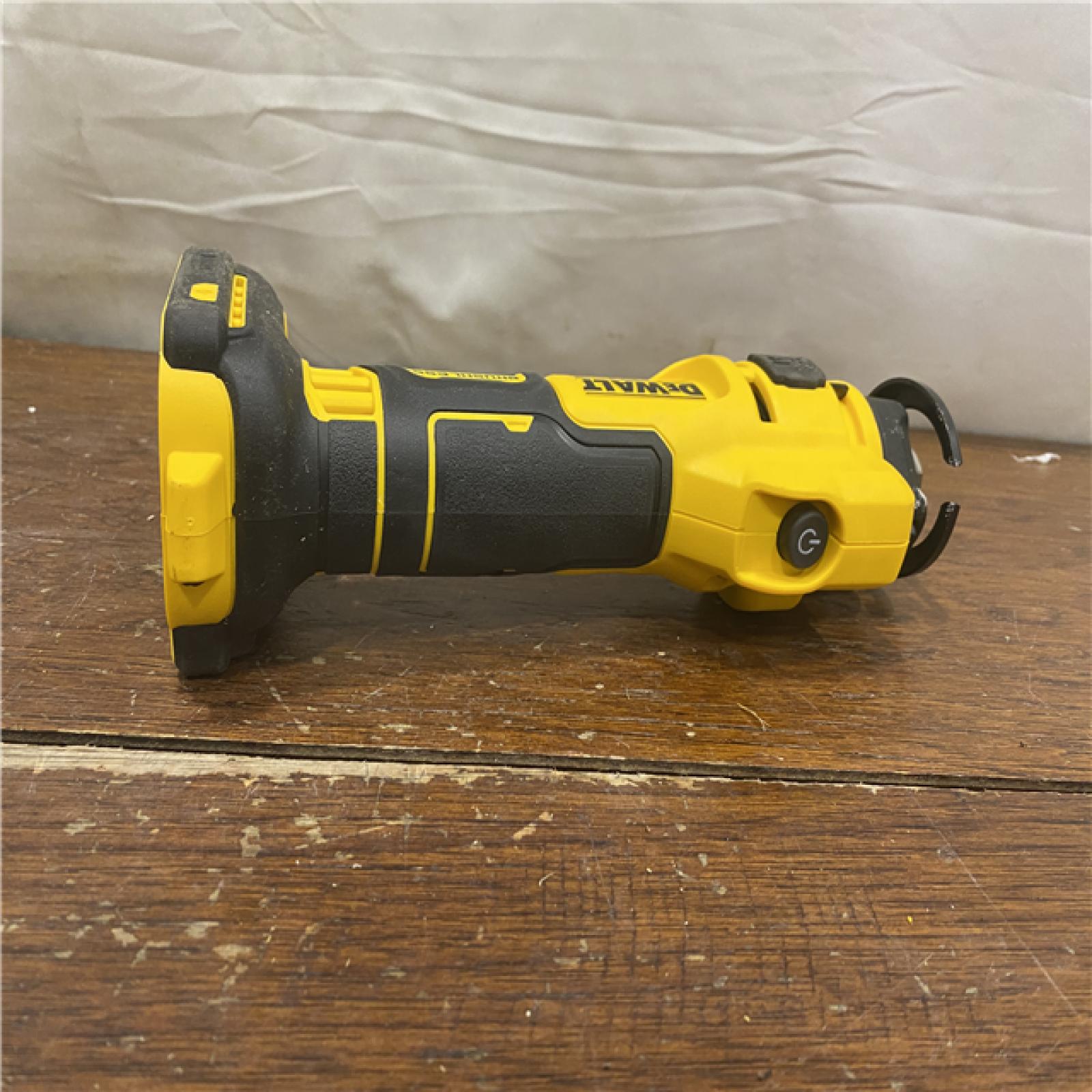 AS-IS DEWALT 20V MAX Cordless Cut Out Tool