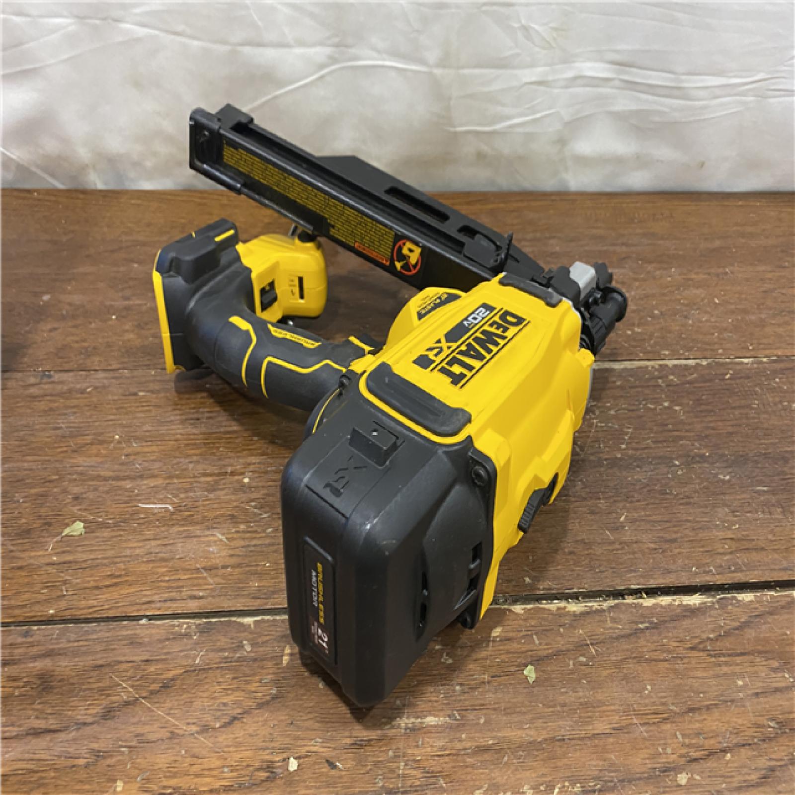 AS-IS DEWALT 20-Volt 21° Cordless Framing Nailer (Tool-Only)