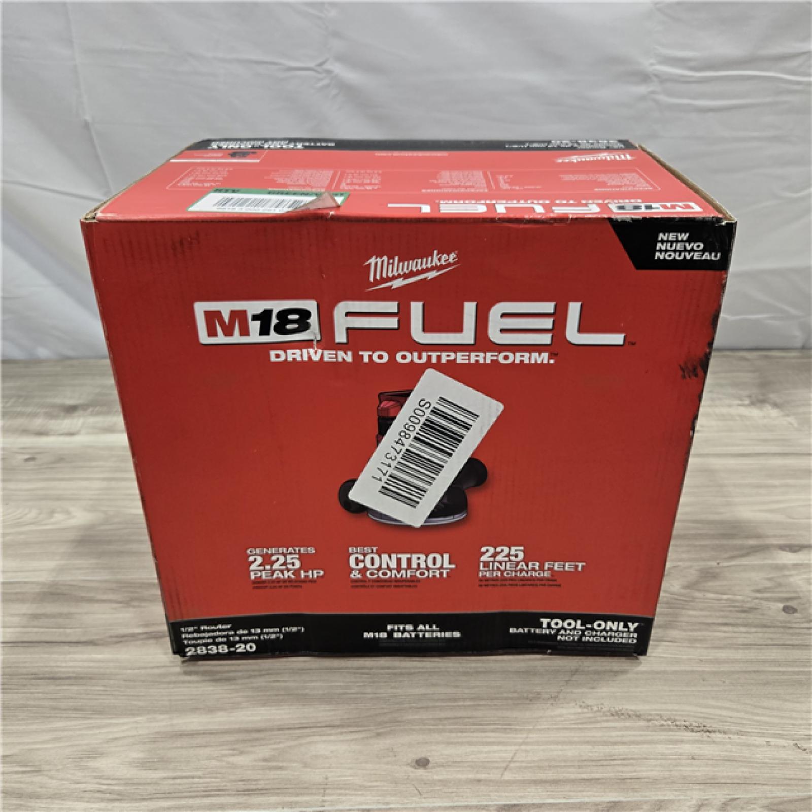 NEW! - Milwaukee M18 FUEL Brushless Cordless 1/2 Router (Tool Only)