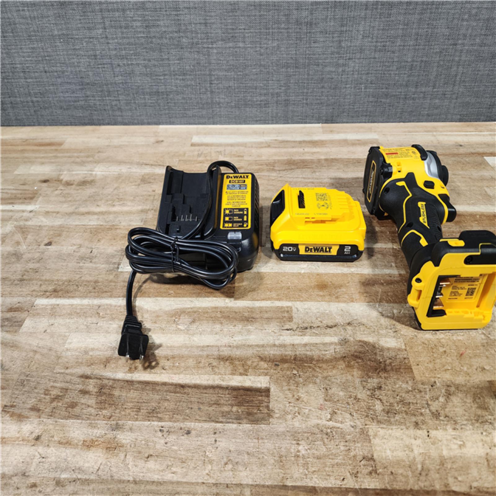 HOUSTON LOCATION - AS - IS DEWALT ATOMIC 20V MAX Cordless Brushless Compact 1/4 in. Impact Driver COMBO KIT