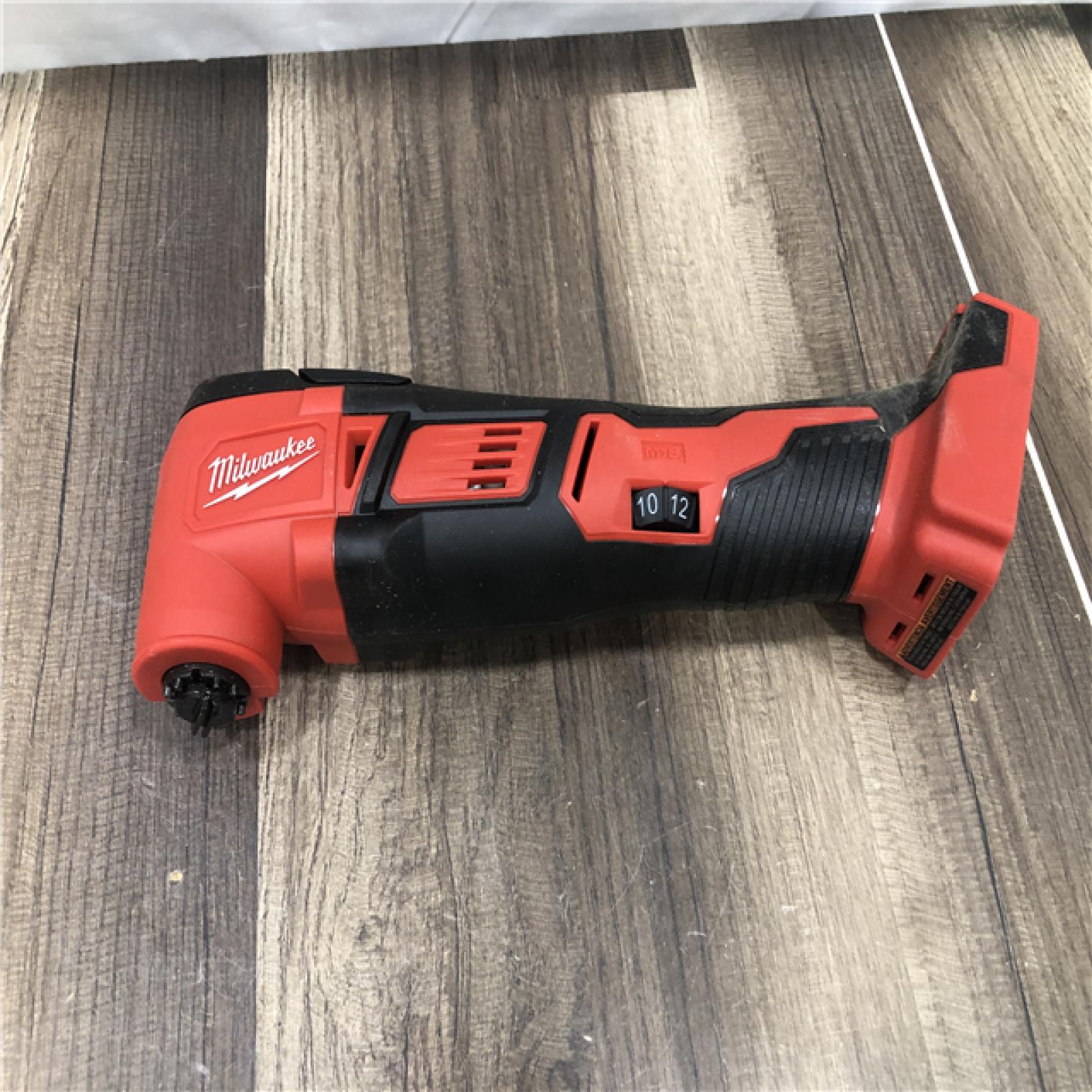 AS-IS Milwaukee  18V Lithium-Ion Cordless Oscillating Multi-Tool (Tool-Only)