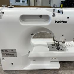 AS-IS Brother SQ9285 Computerized Sewing and Quilting Machine with Wide Table  150 stitches