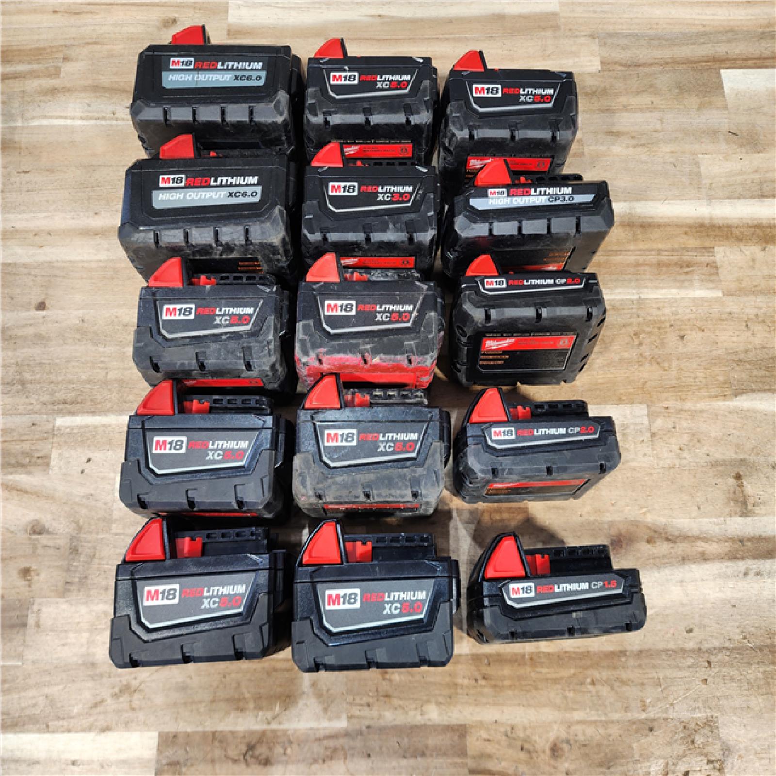 HOUSTON LOCATION - AS-IS MILWAUKEE BATTERY PACK QTY - 15