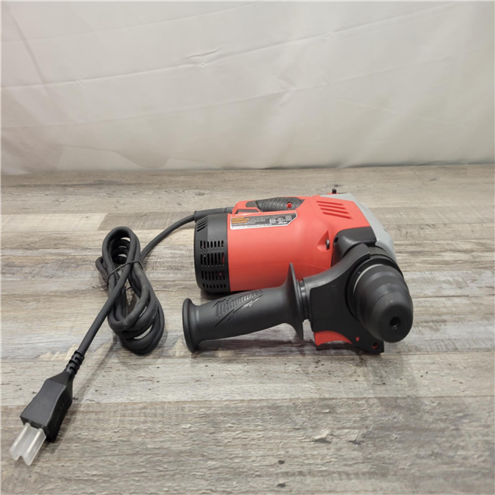 ASIS Milwaukee 526821 Rotary Hammer 11/8 Sds Plus Kit