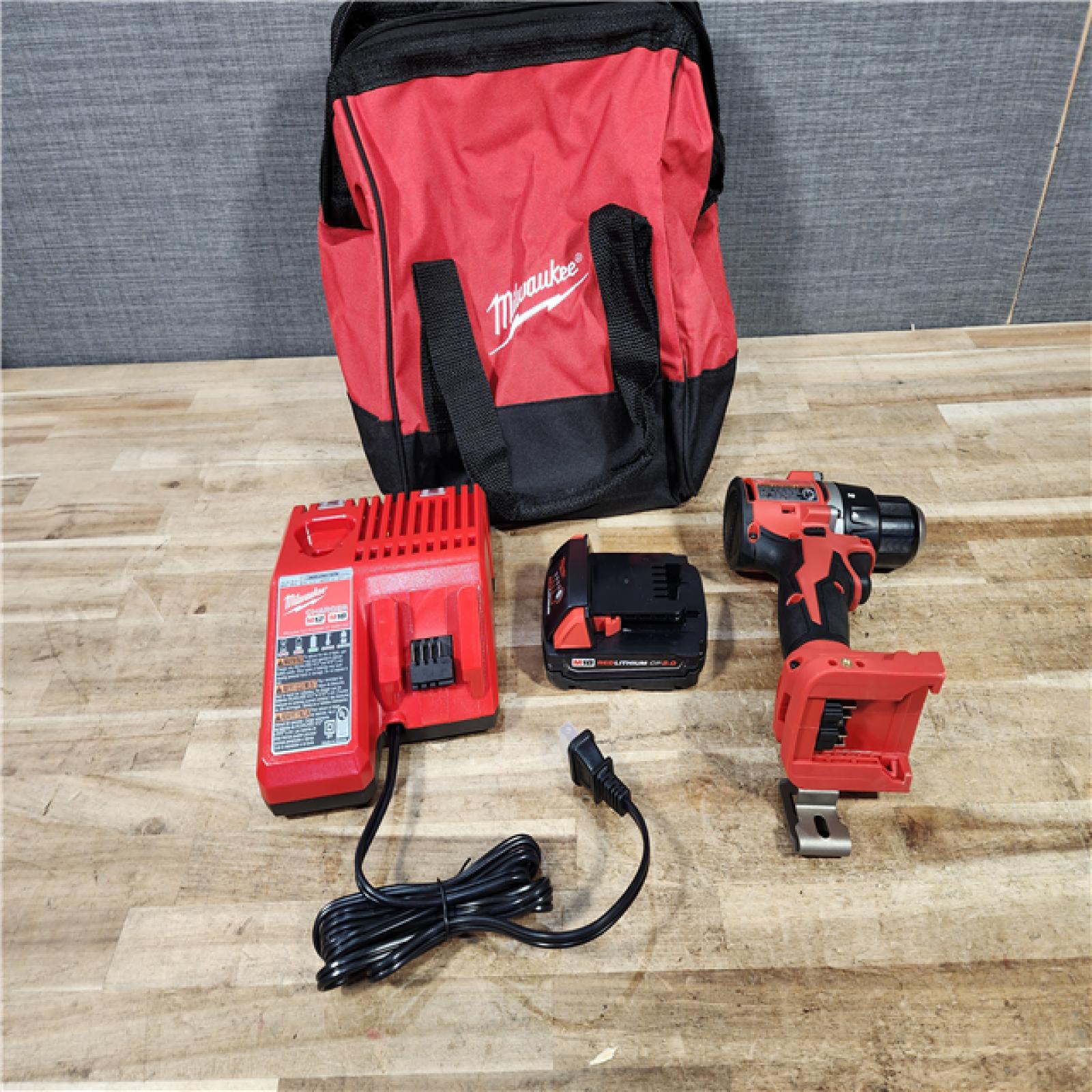 HOUSTON LOCATION - AS - IS Milwaukee 18V Lithium-Ion Brushless Cordless 1/2 in. Compact Drill/Driver with kit