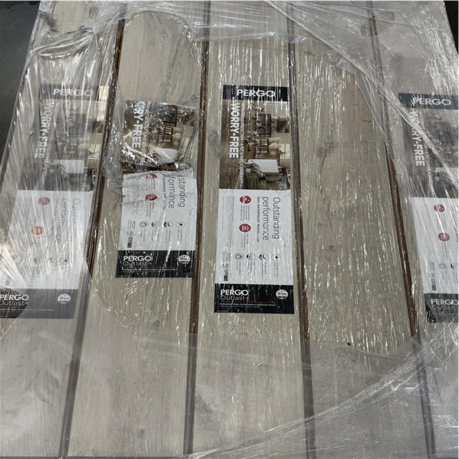 DALLAS LOCATION- Pergo Outlast+ Graceland Oak 12 mm T x 7.4 in. W Waterproof Laminate Wood Flooring (16.93 sqft/case)PALLET-(60 CASES)