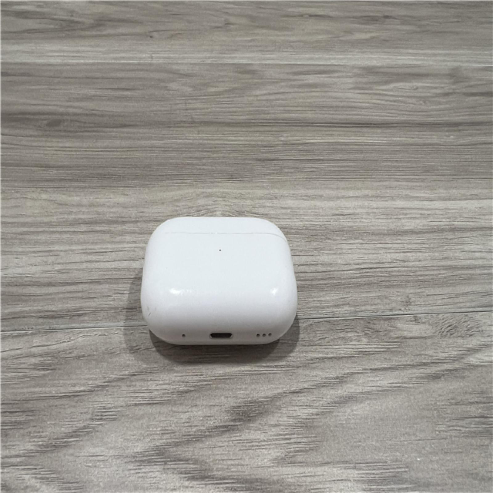 AS-IS  Apple AirPods Pro (2nd Generation) MagSafe Charging Case