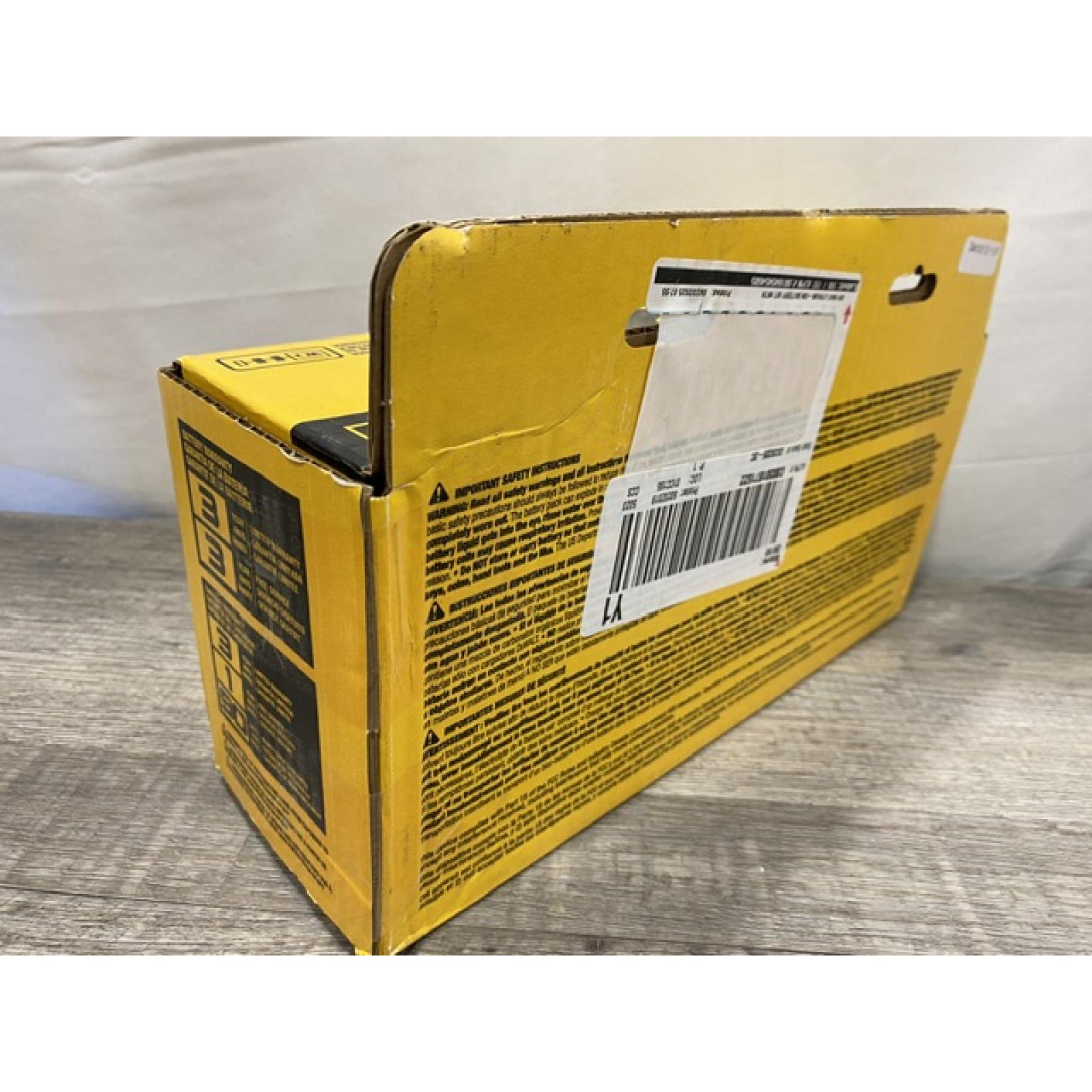 NEW - DEWALT 20V MAX Lithium-Ion Battery Kit with 5.0Ah and 2.0Ah Battery and Charger