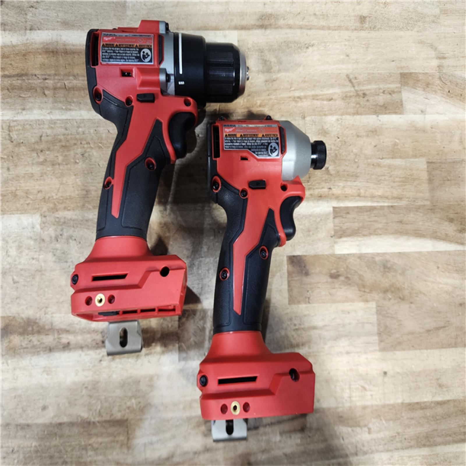 HOUSTON LOCATION - AS-IS Milwaukee 18V Lithium-Ion Brushless Cordless Compact Drill/Impact Combo Kit