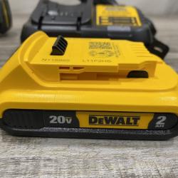 AS-IS DEWALT 20V MAX Cordless Battery Powered Pruner Kit