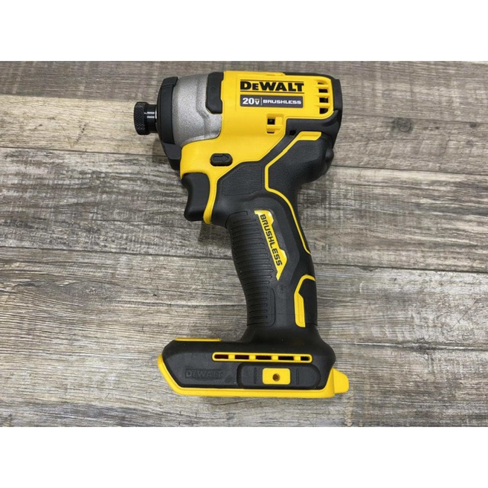 AS-IS DEWALT Atomic 20V Max Lithium-Ion Brushless Cordless Compact 1/4 in. Impact Driver Kit
