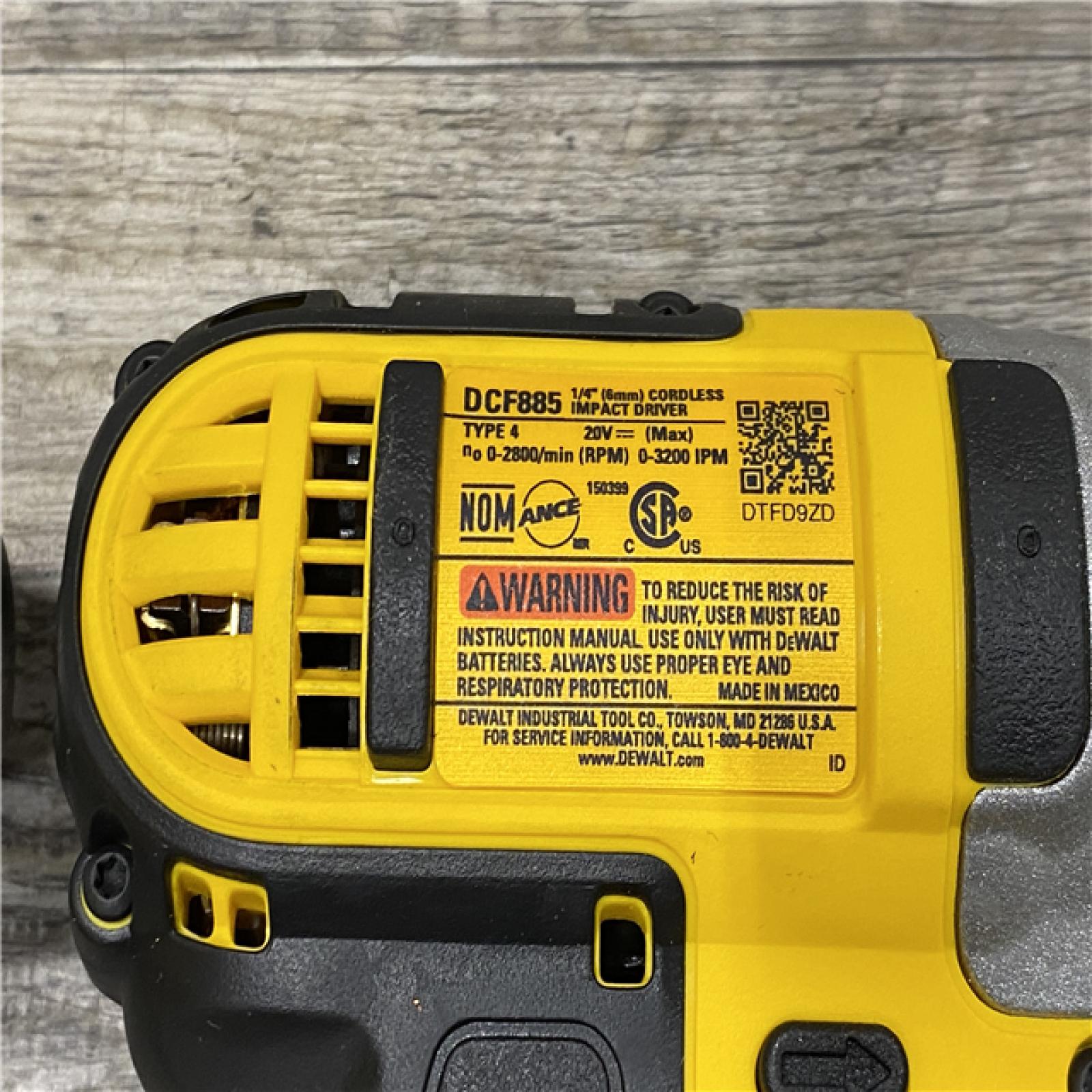 AS-IS DEWALT 20V MAX Cordless Drill/Impact 2 Tool Combo Kit