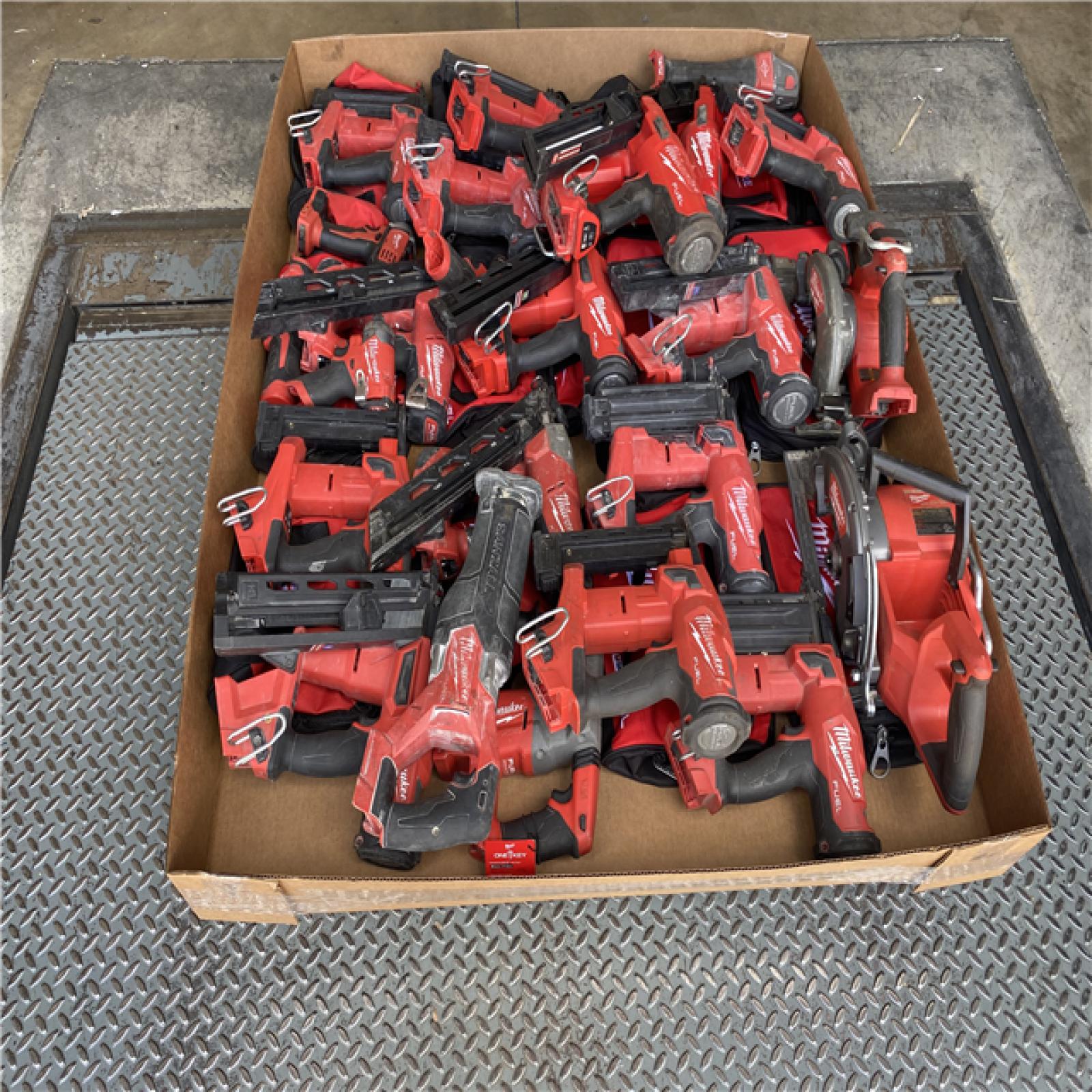Houston Location AS IS - Tool Pallet