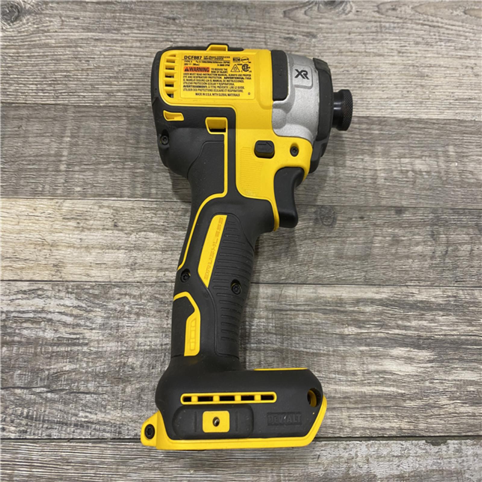 AS-IS DEWALT 20V MAX XR Cordless Brushless 3-Speed 1/4 in. Impact Driver Kit