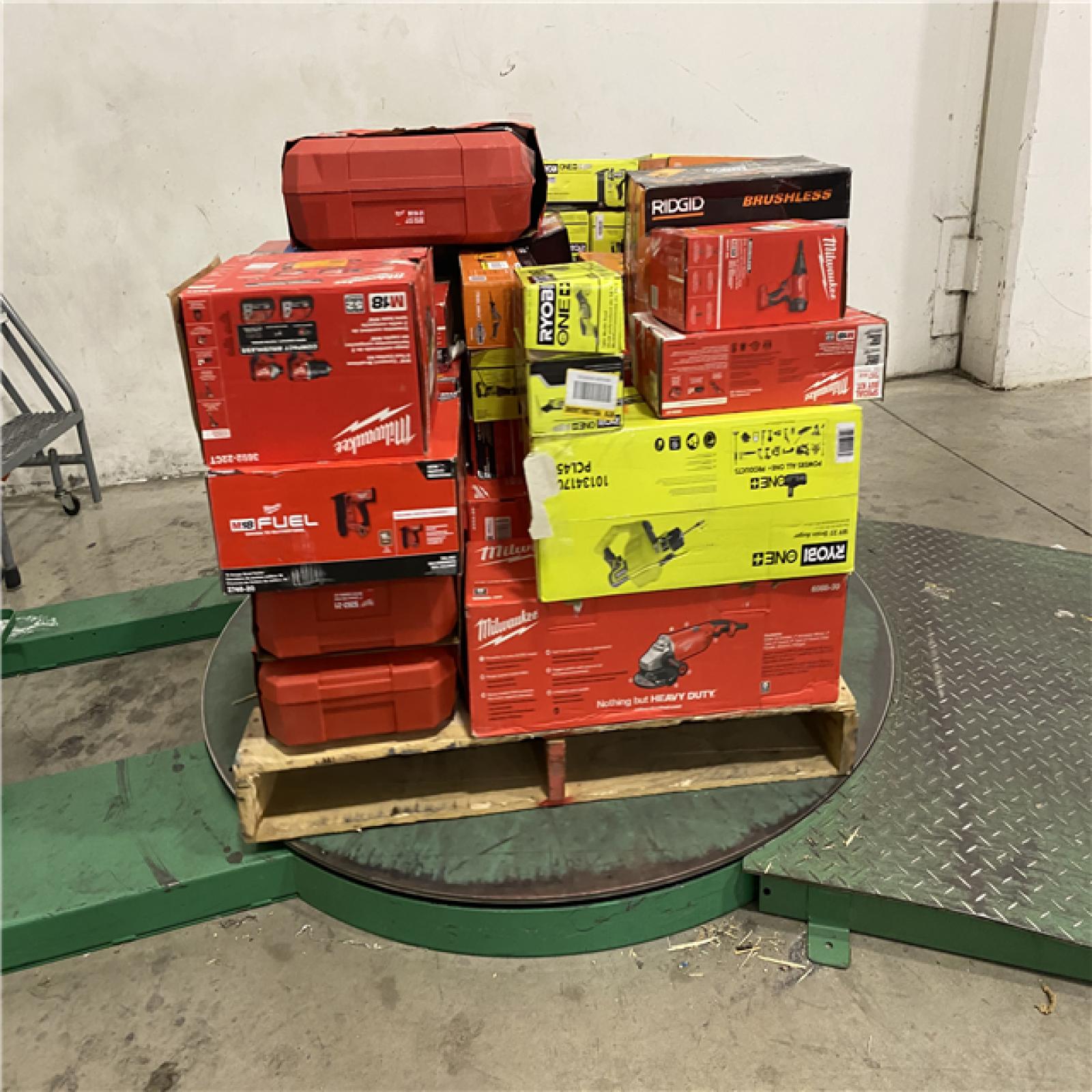 Dallas Location - As-Is Tool Pallet