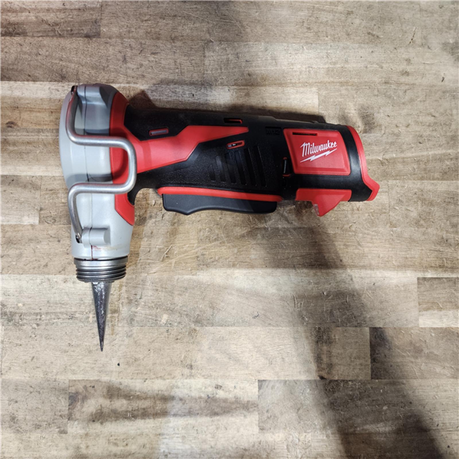 HOUSTON LOCATION - AS-IS M12 12-Volt Lithium-Ion Cordless PEX Expansion Tool Kit with (2) 1.5 Ah Batteries  (3) Expansion Heads and Hard Case