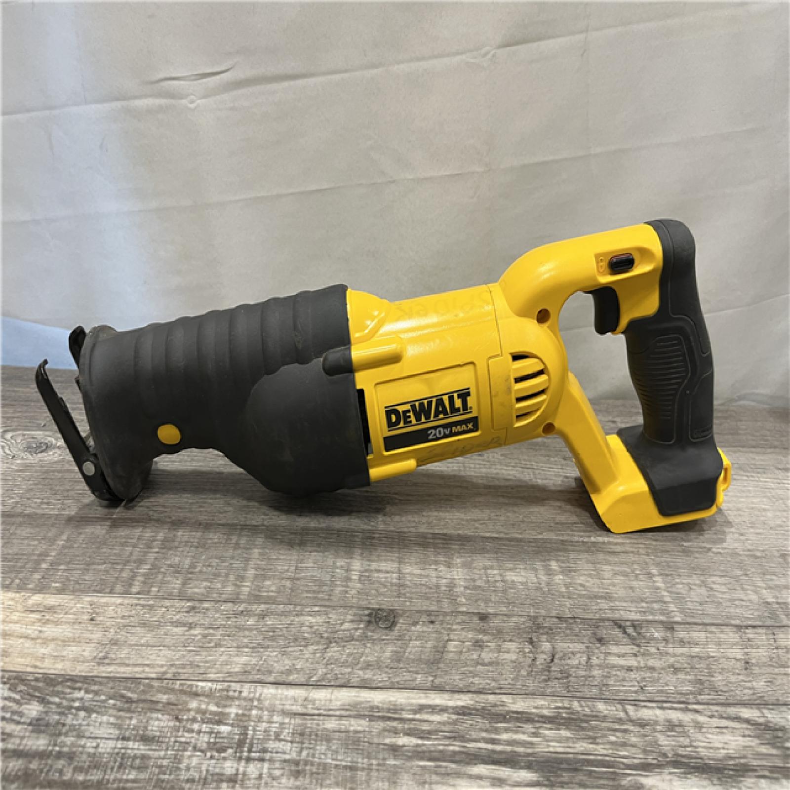 AS-IS DEWALT 20V MAX Cordless Reciprocating Saw (Tool Only)