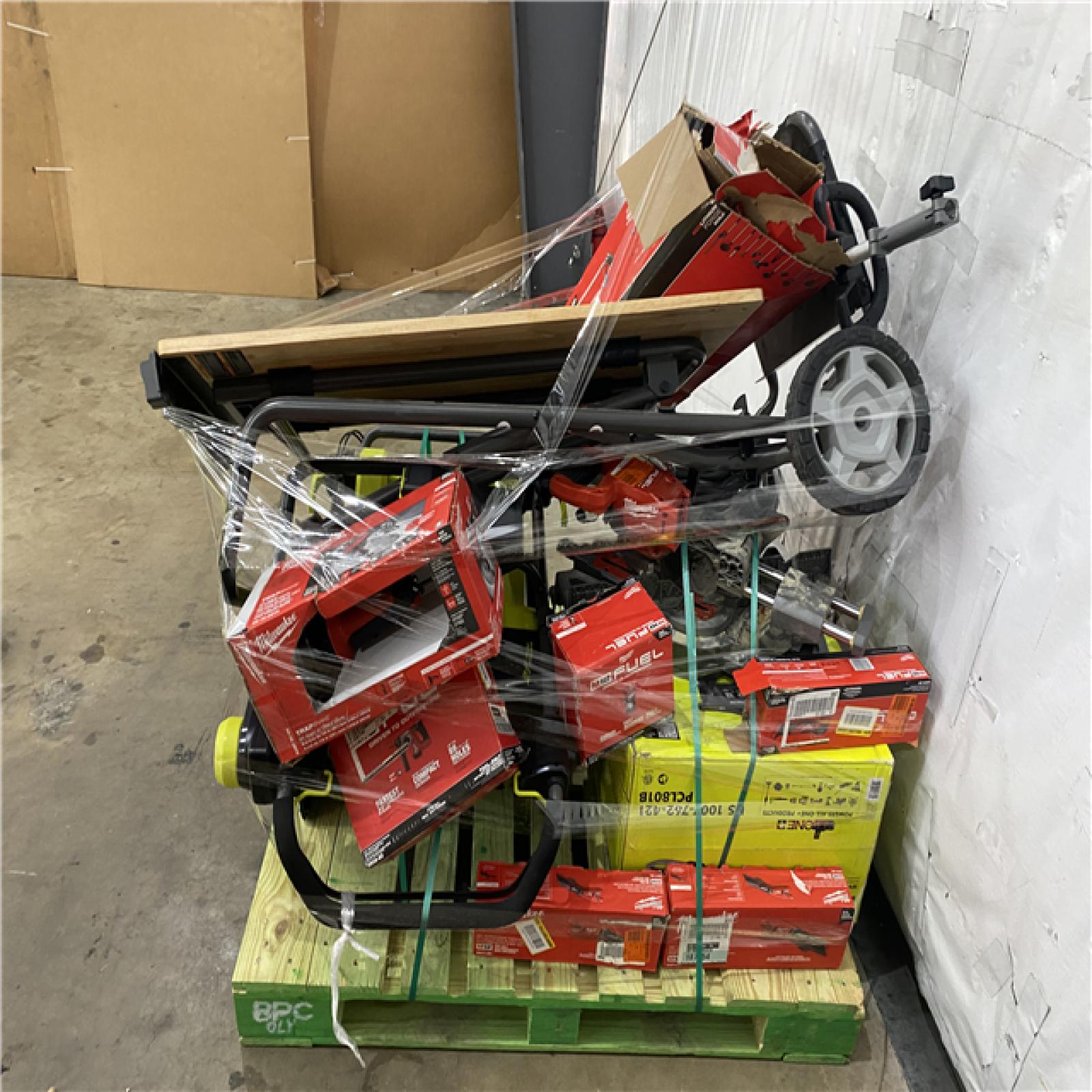 Houston Location AS IS - Tool Pallet