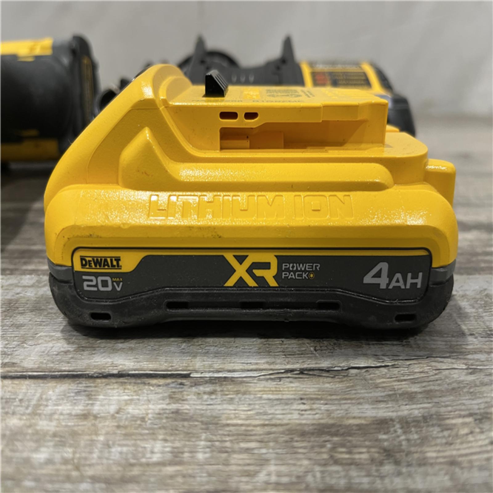 AS-IS DEWALT 20V MAX XR Lithium-Ion Brushless Cordless 3-Speed High Torque 1/4 in. Impact Driver Kit