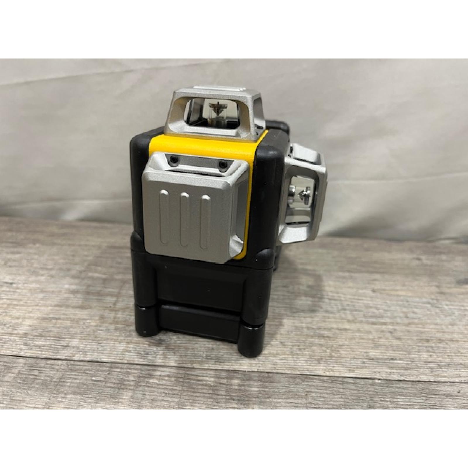 AS-IS DEWALT Pneumatic 18-Gauge 1/4 in. Crown Corded Stapler