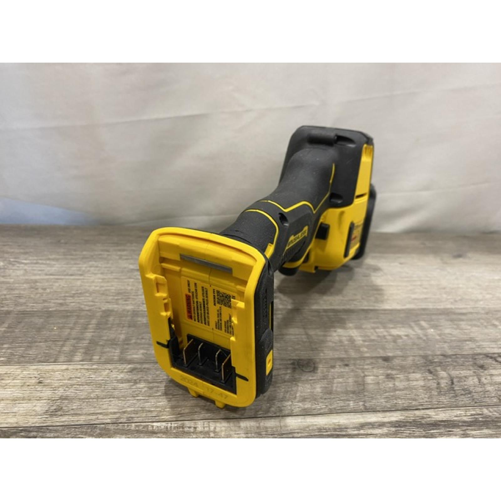 AS-IS DEWALT Atomic 20-Volt Maximum Cordless Brushless Compact Reciprocating Saw Kit