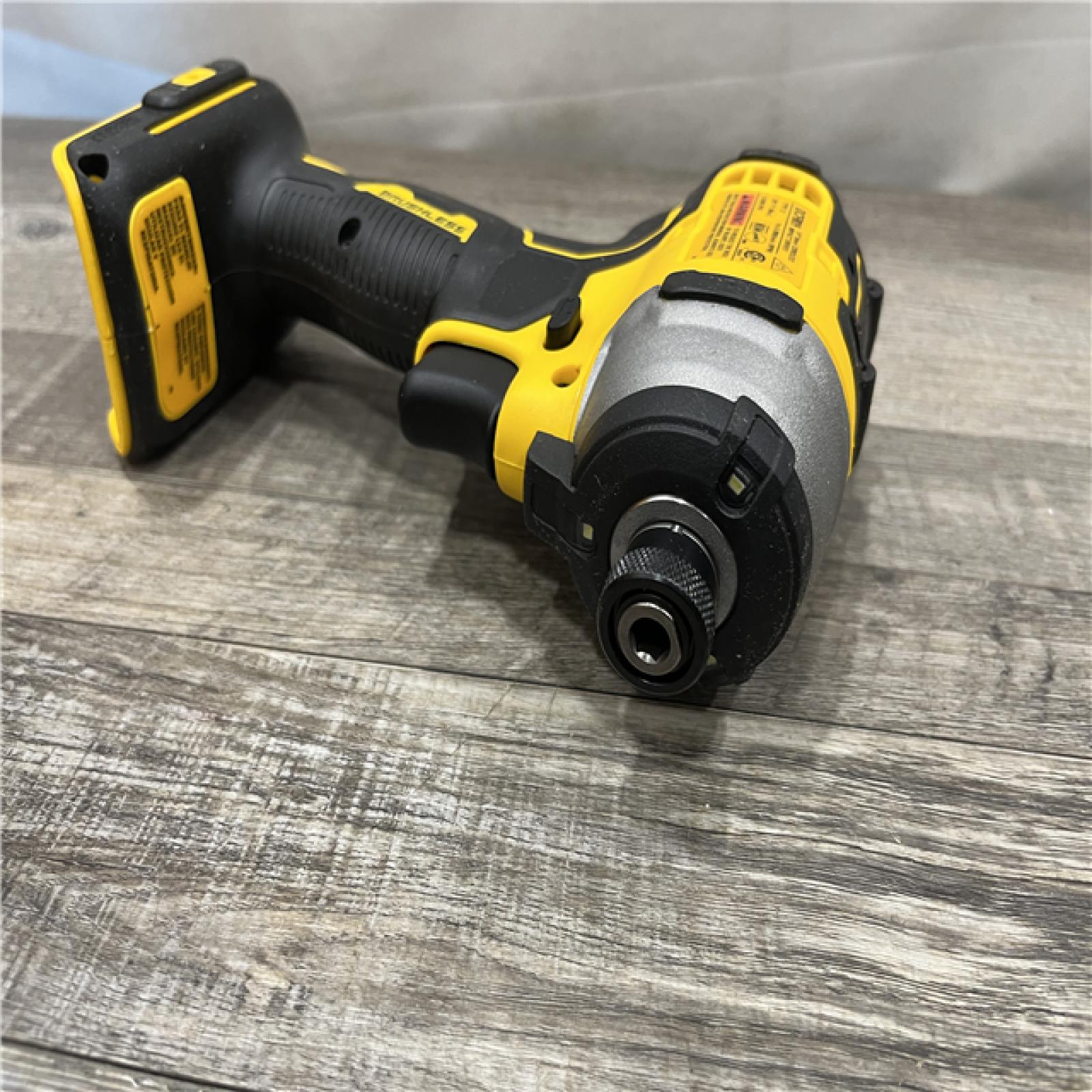 AS-IS DEWALT Atomic 20V Max Lithium-Ion Brushless Cordless Compact 1/4 in. Impact Driver Kit