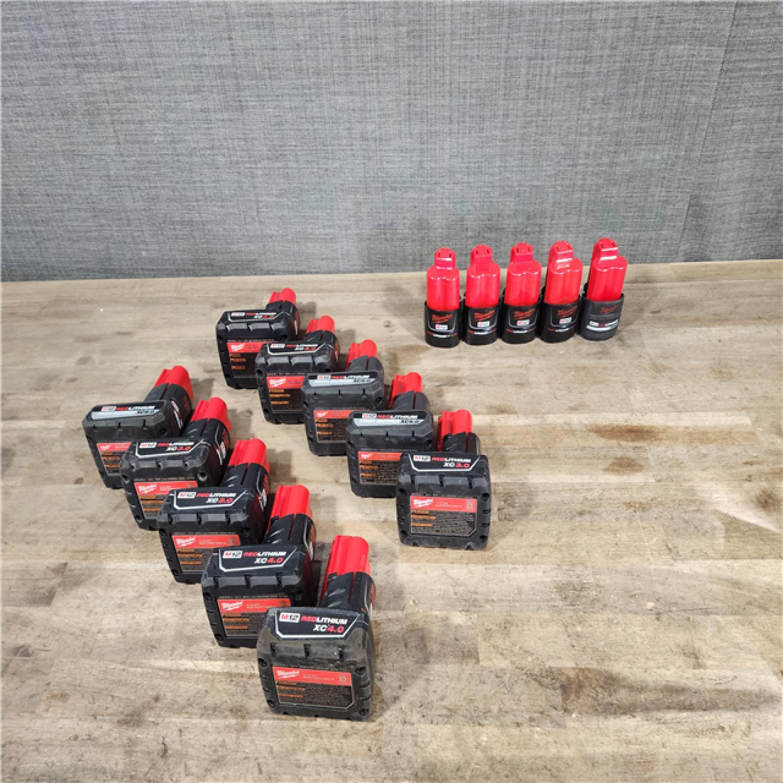 HOUSTON LOCATION - AS-IS MILWAUKEE BATTERY PACK QTY - 15