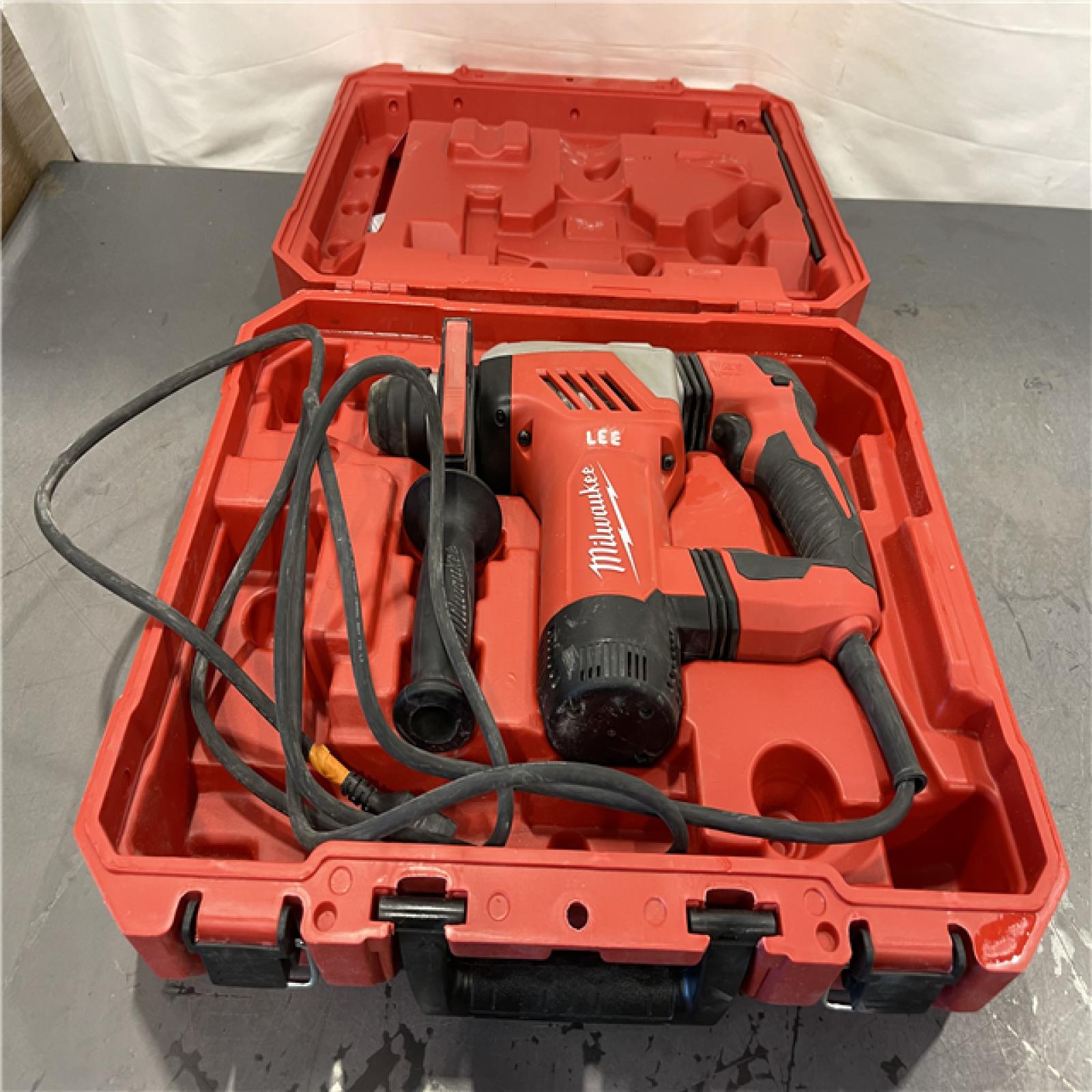 AS-IS- Milwaukee 1-1/8 in. Corded SDS-Plus Rotary Hammer