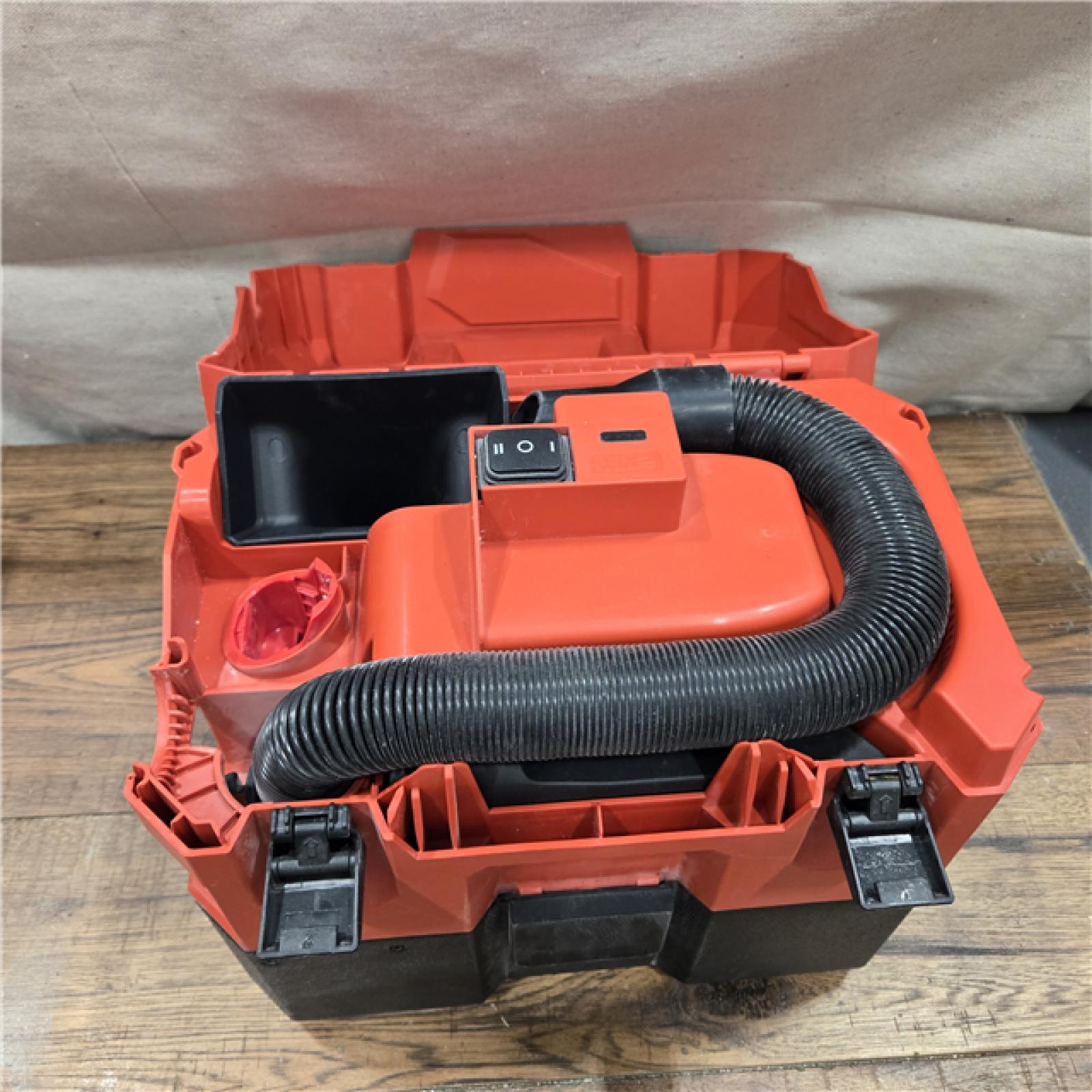 AS-IS Milwaukee M12 Cordless Shop Vacuum - Tool Only