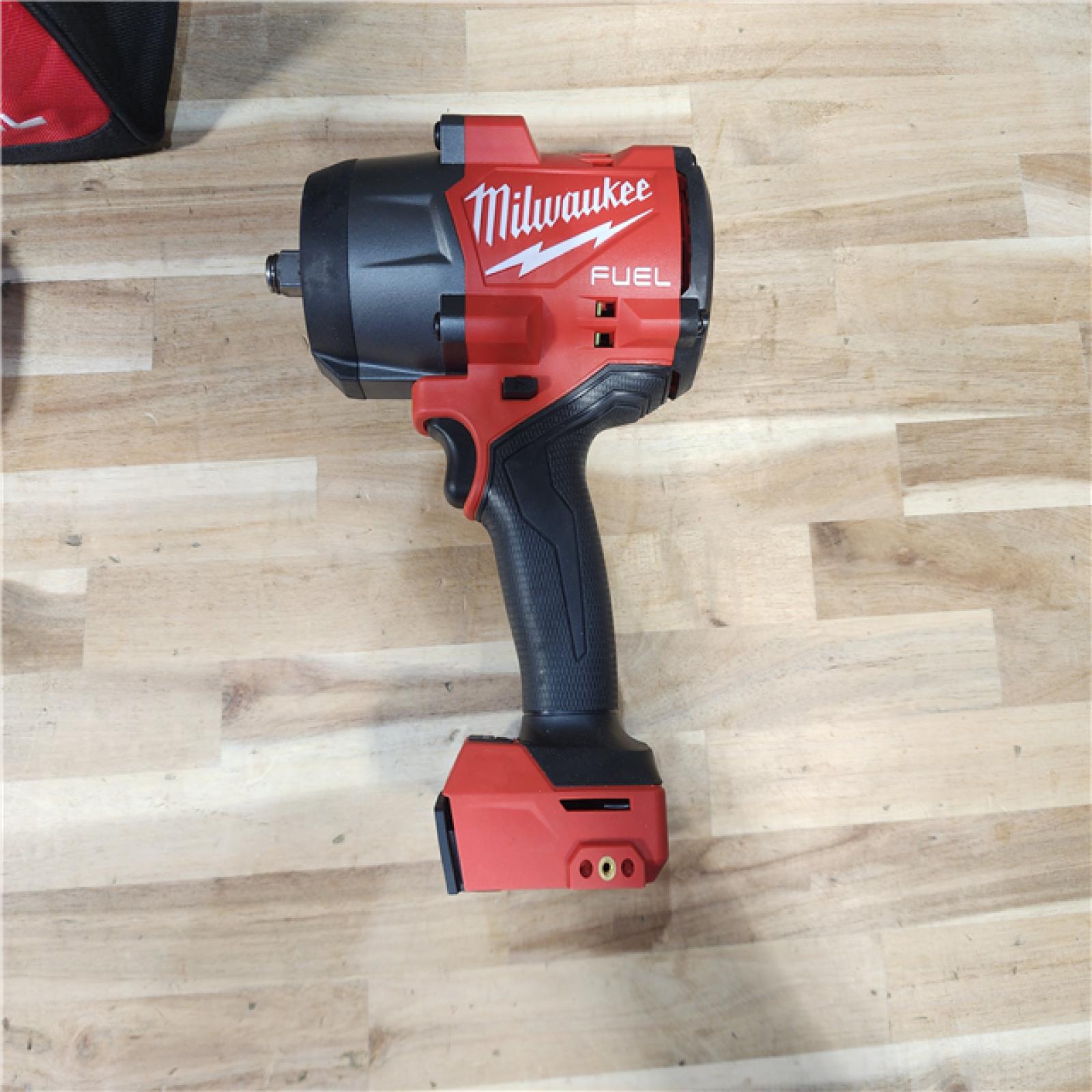 HOUSTON LOCATION - AS-IS (APPEARS LIKE NEW) Milwaukee FUEL 18V Lithium-Ion Brushless Cordless 1/2 in. Impact Wrench w/Friction Ring Kit