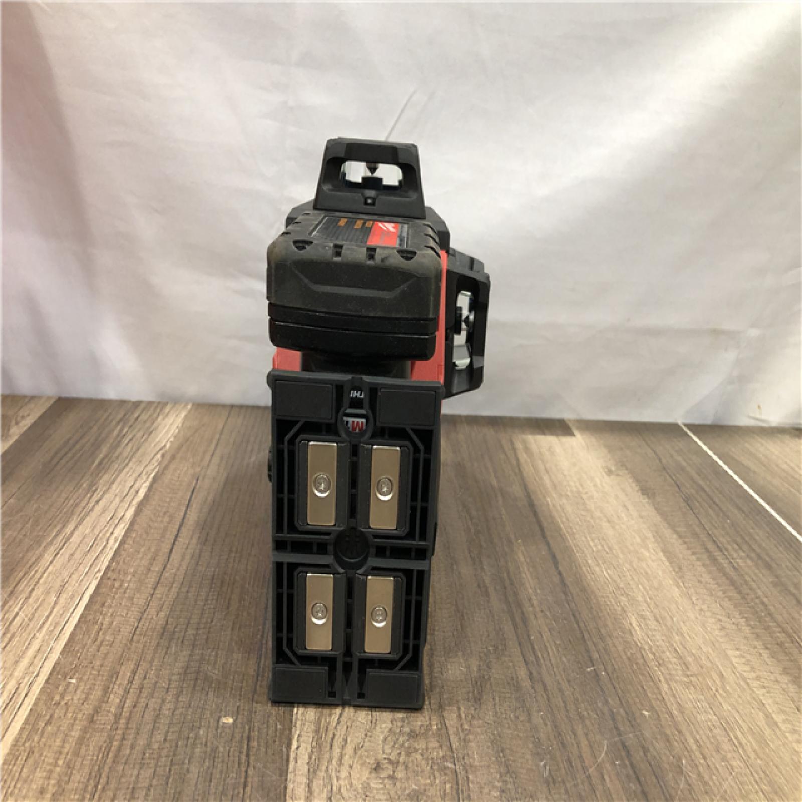 AS-IS Milwaukee 12-Volt Lithium-Ion Cordless Green 250 ft. 3-Plane Laser Level Kit