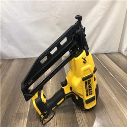 AS-IS DEWALT 20V MAX XR 16-Gauge Electric Cordless Angled Finishing Nailer Kit