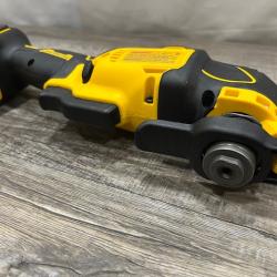 AS-IS DEWALT ATOMIC 20V MAX Cordless Brushless Oscillating Multi Tool Kit