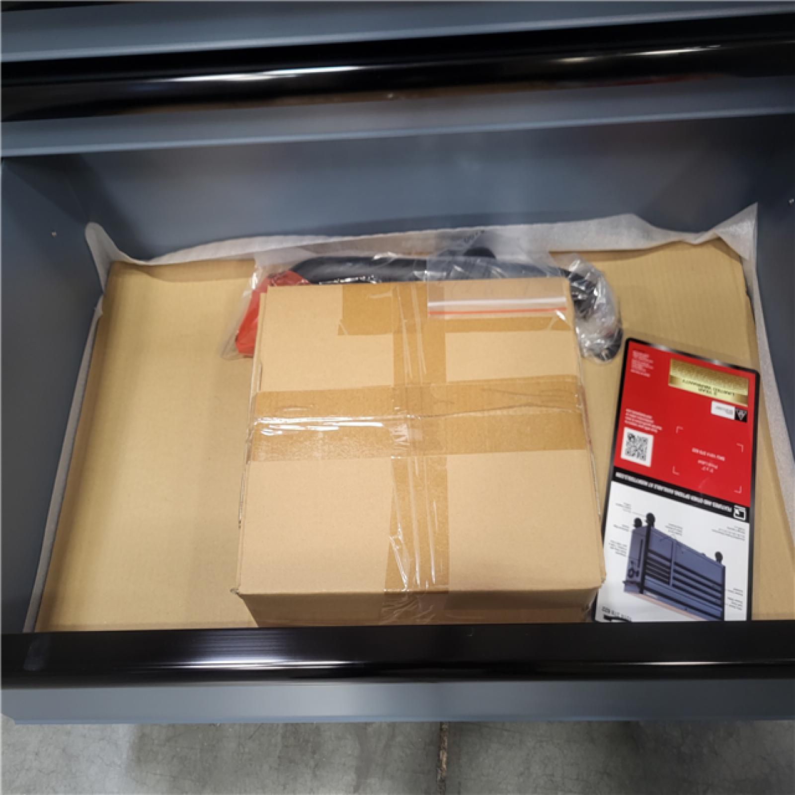 CALIFORNIA NEW HUSKY 52 INCH 10 DRAWER MOBILE WORK BENCH