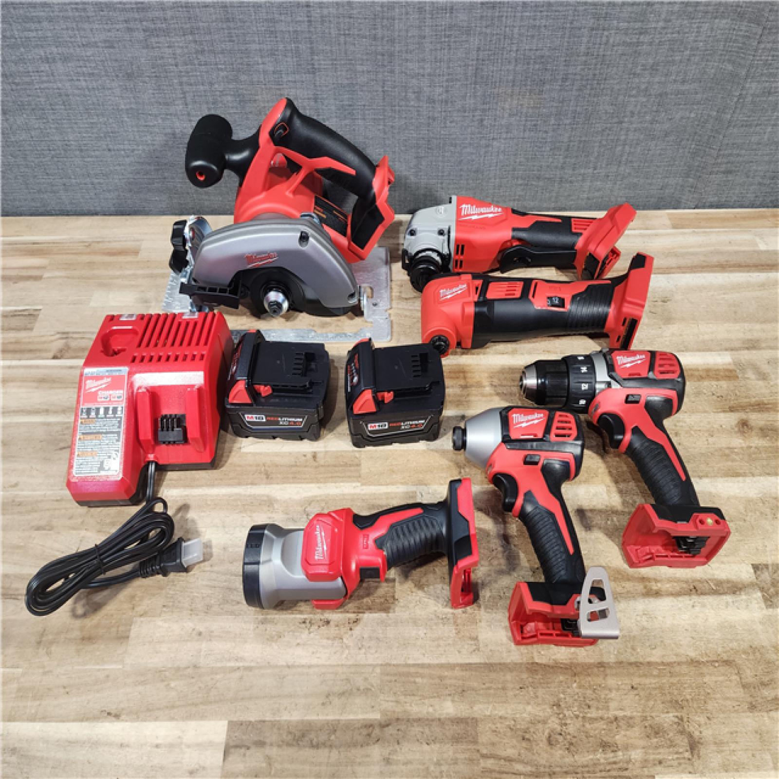 HOUSTON LOCATION - AS - IS M18 18-Volt Lithium-Ion Cordless Combo Kit (6-Tool) with 2-Batteries  Charger and Tool Bag