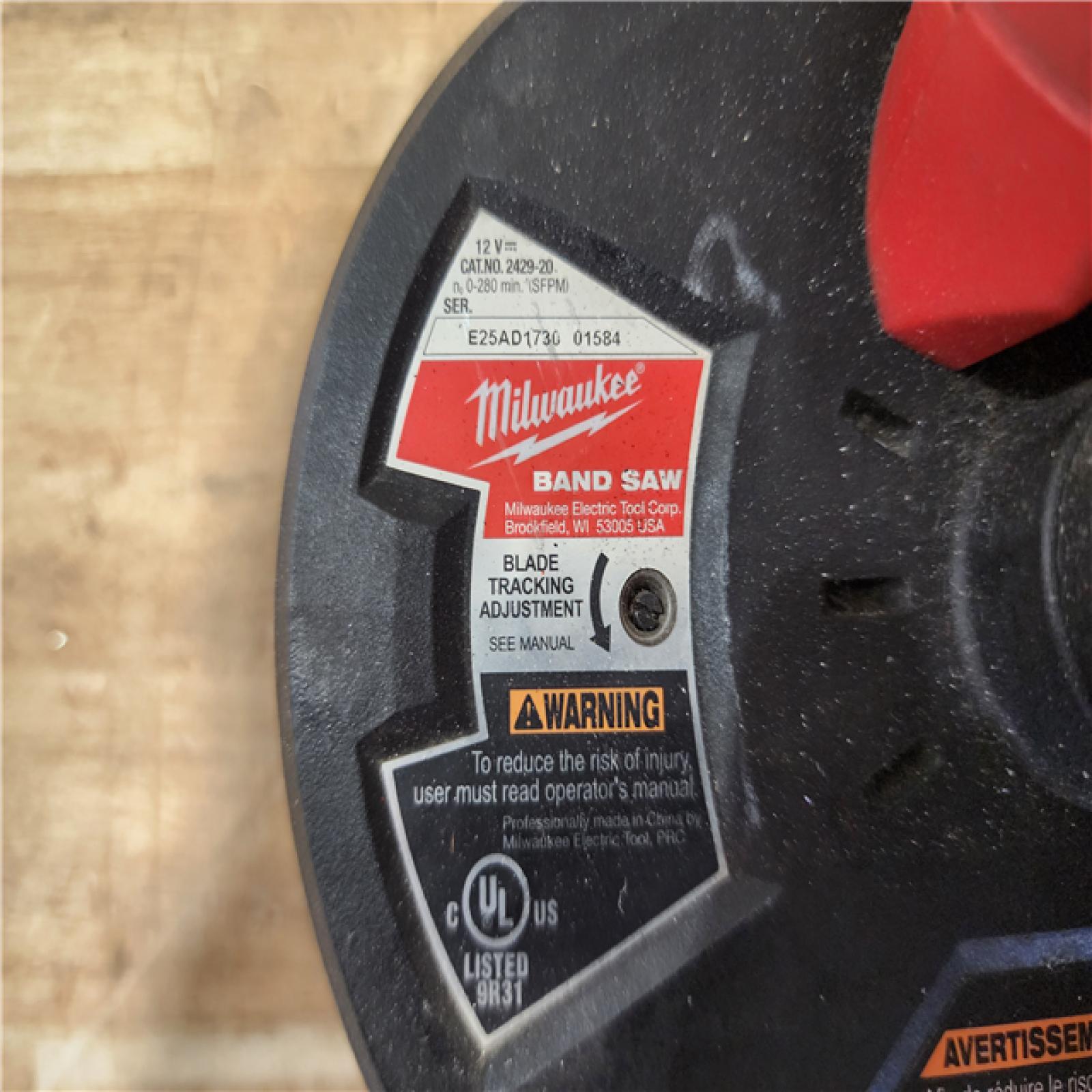 HOUSTON LOCATION - AS - IS M12 CORDLESS SUB-COMPACT BAND SAW