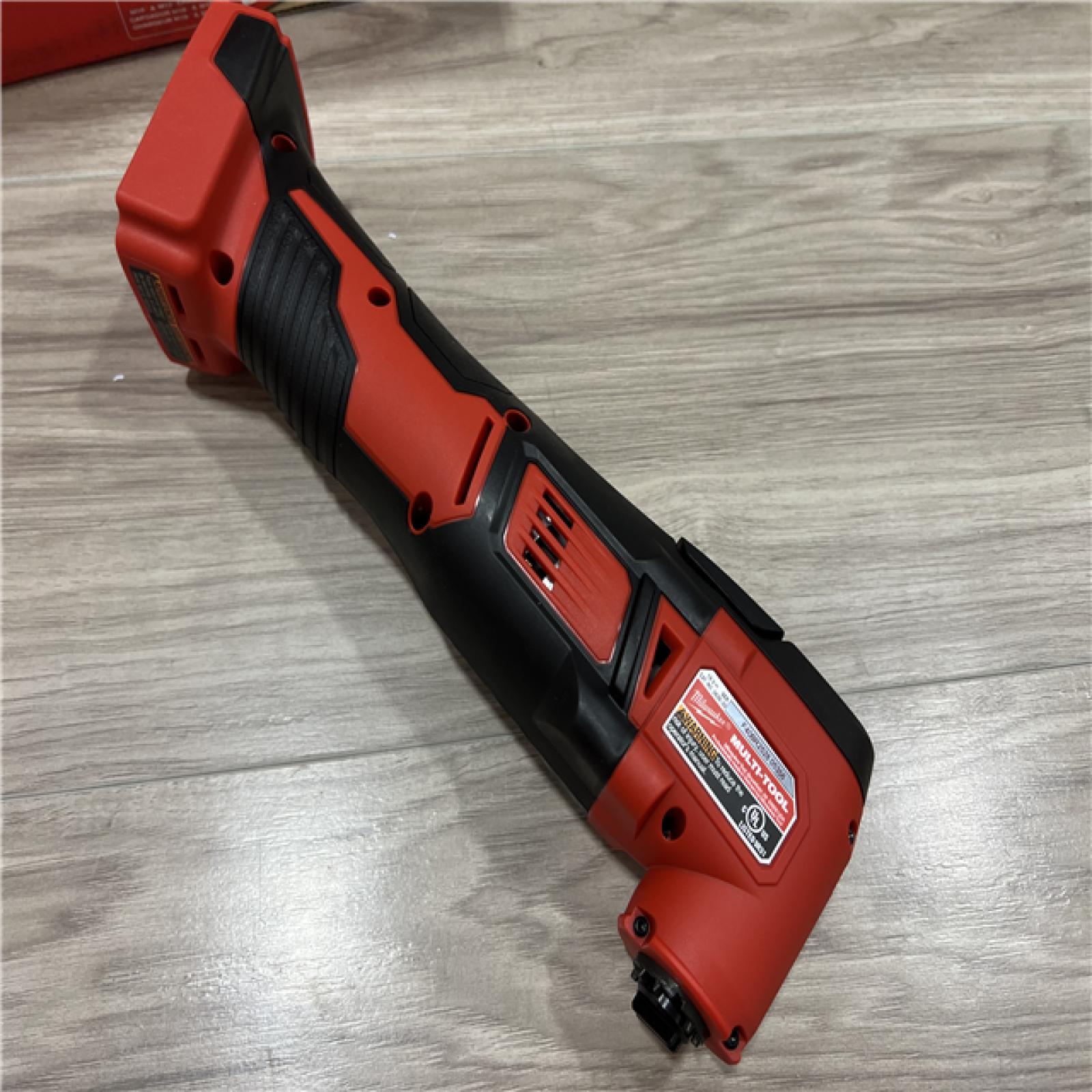 AS-IS Milwaukee 2626-2 M18 18V Cordless Oscillating Multi-Tool Variable Speed  REDLITHIUM Battery Compatible  Fast Cutting  Sanding & Scraping Kit