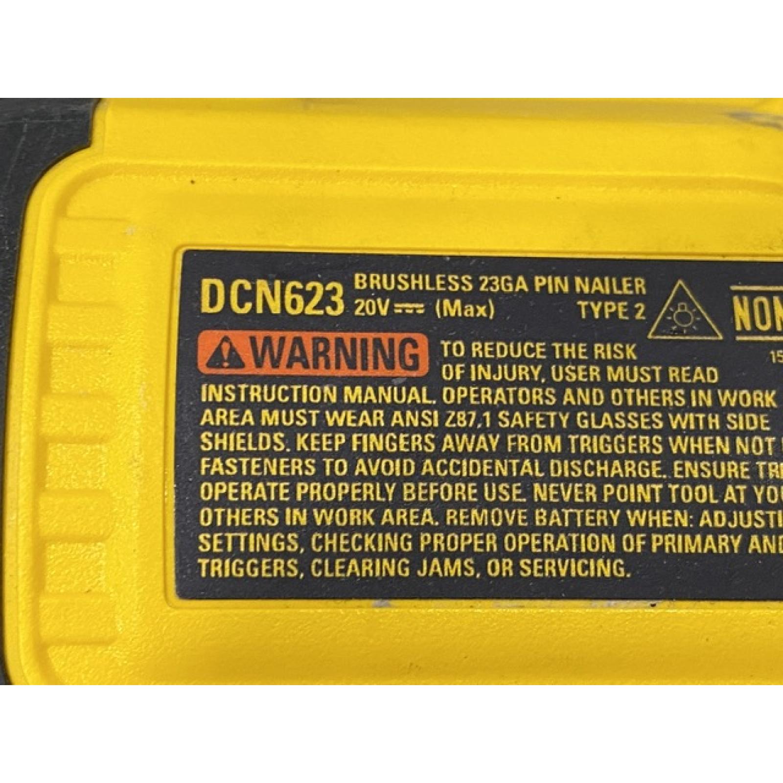 AS-IS DEWALT ATOMIC 20V MAX Lithium Ion Cordless 23 Gauge Pin Nailer Kit