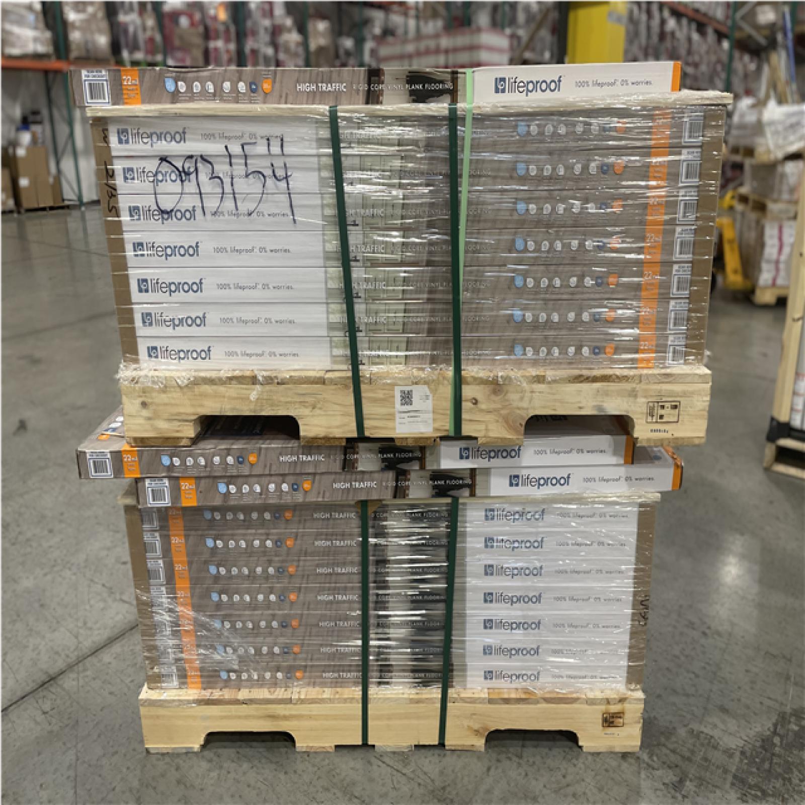 DALLAS LOCATION- NEW LIFEPROOF Sterling Oak 22 MIL x 8.7 in. W x 48 in. L Waterprooff Vinyl Plank Flooring (20.1 sqft/case) (66 CASES)