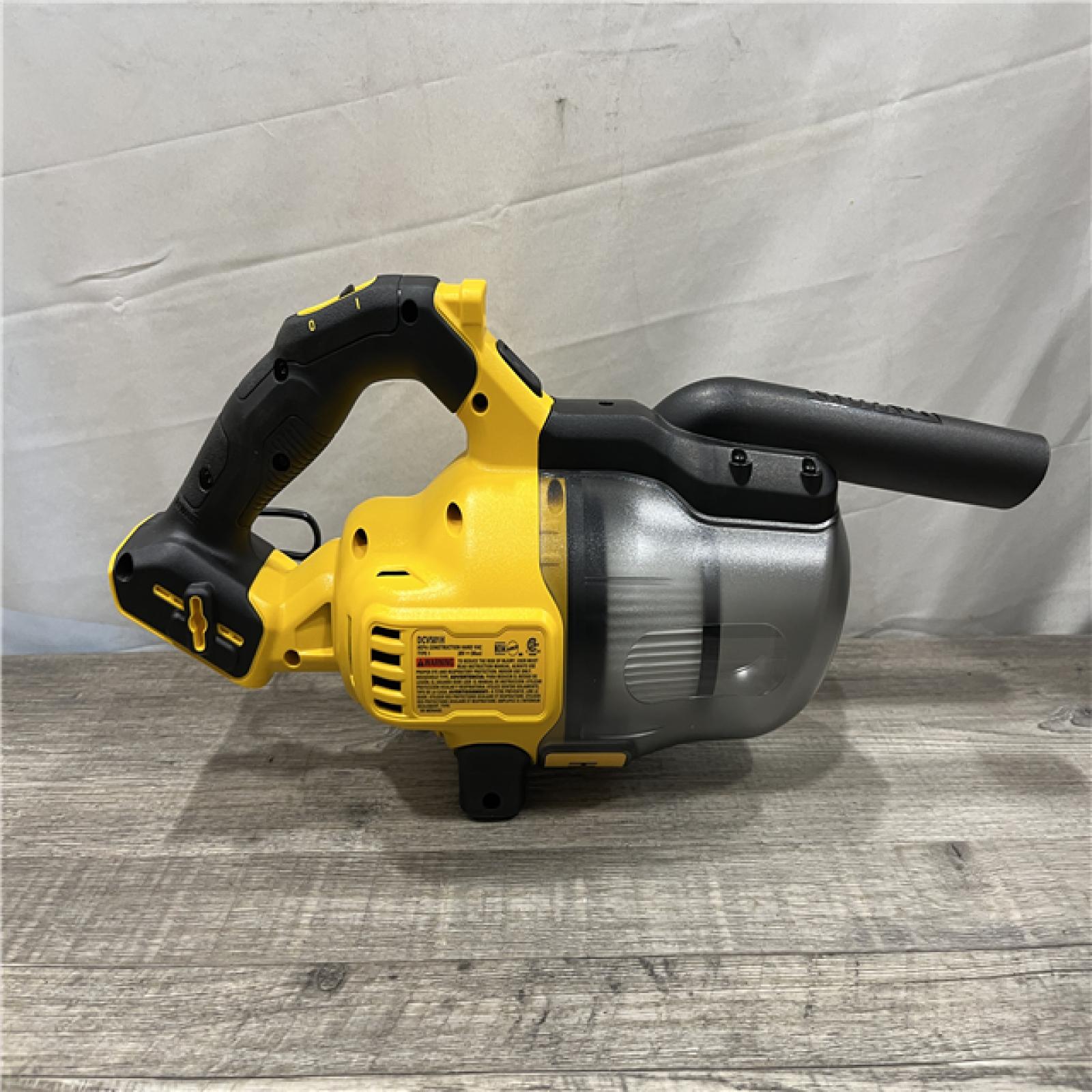 AS-IS DEWALT Bagless 20V MAX Stick Cordless General Dirt Filter Handheld Vacuum (Tool Only)