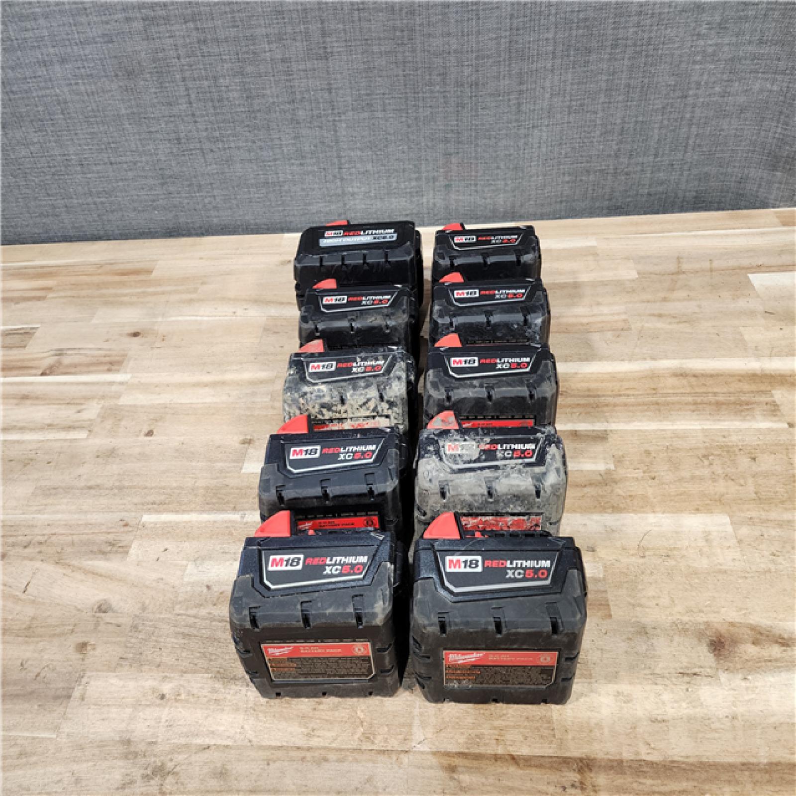 HOUSTON LOCATION - AS-IS MILWAUKEE BATTERY PACK QTY - 10