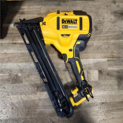 HOUSTON LOCATION - AS-IS DeWalt 15 GA ANGLED FINISH NAILER KIT W/ BATTERY & CHARGER