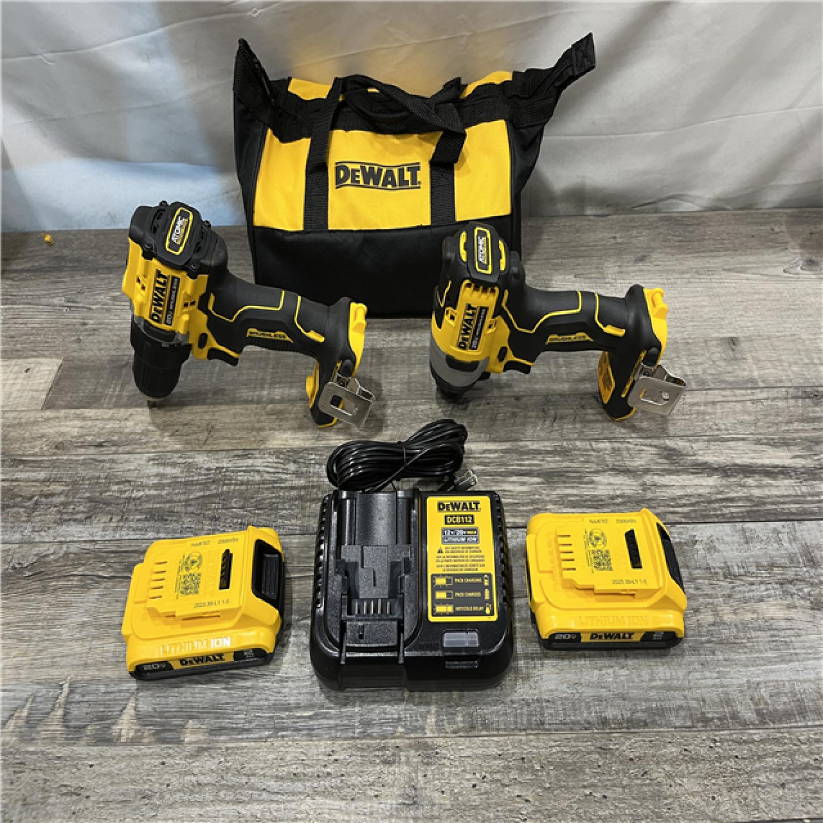 AS-IS DEWALT ATOMIC 20-Volt MAX Lithium-Ion Cordless Combo Kit
