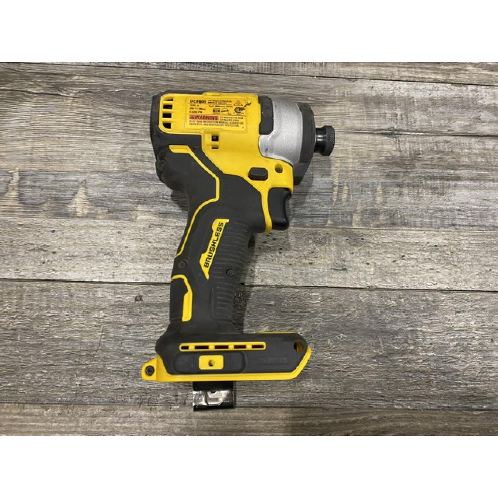 AS-IS DEWALT Atomic 20V Max Lithium-Ion Brushless Cordless Compact 1/4 in. Impact Driver Kit