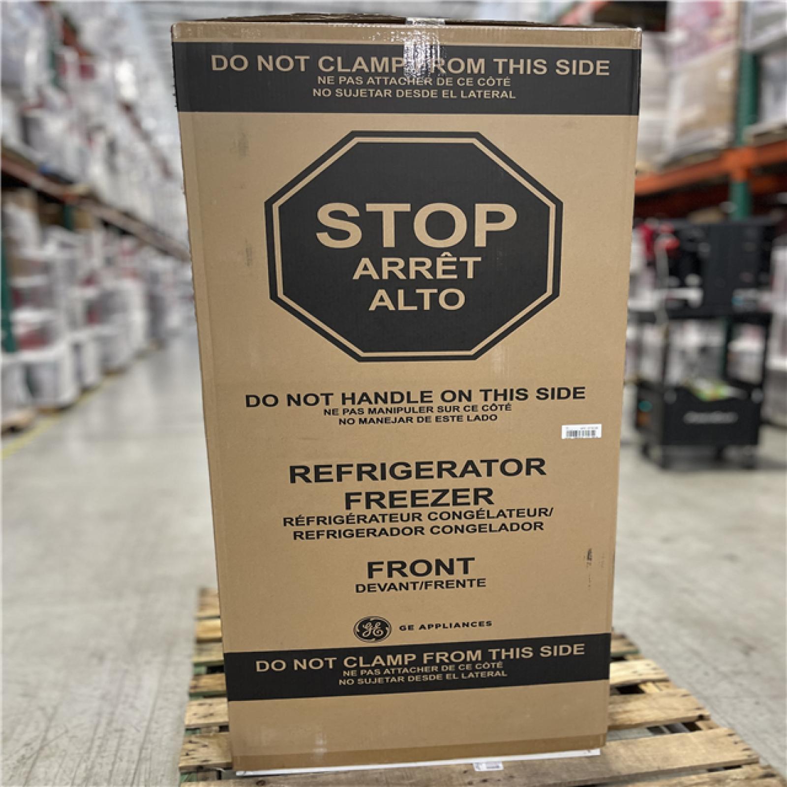 DALLAS LOCATION - GE 11.6 cu. ft. Top Freezer Refrigerator in Stainless Steel  ENERGY STAR