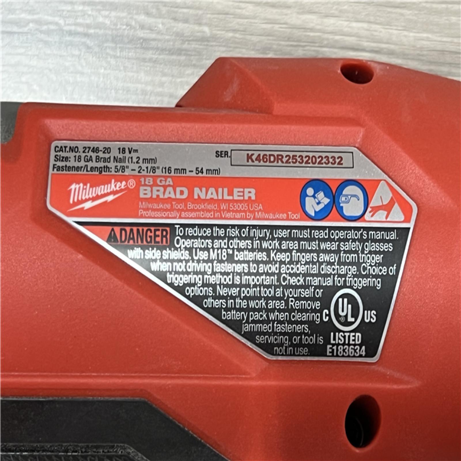 AS-IS MILWAUKEE M18 FUEL 18-Volt Lithium-Ion Brushless Cordless Gen II 18-Gauge Brad Nailer (Tool-Only)