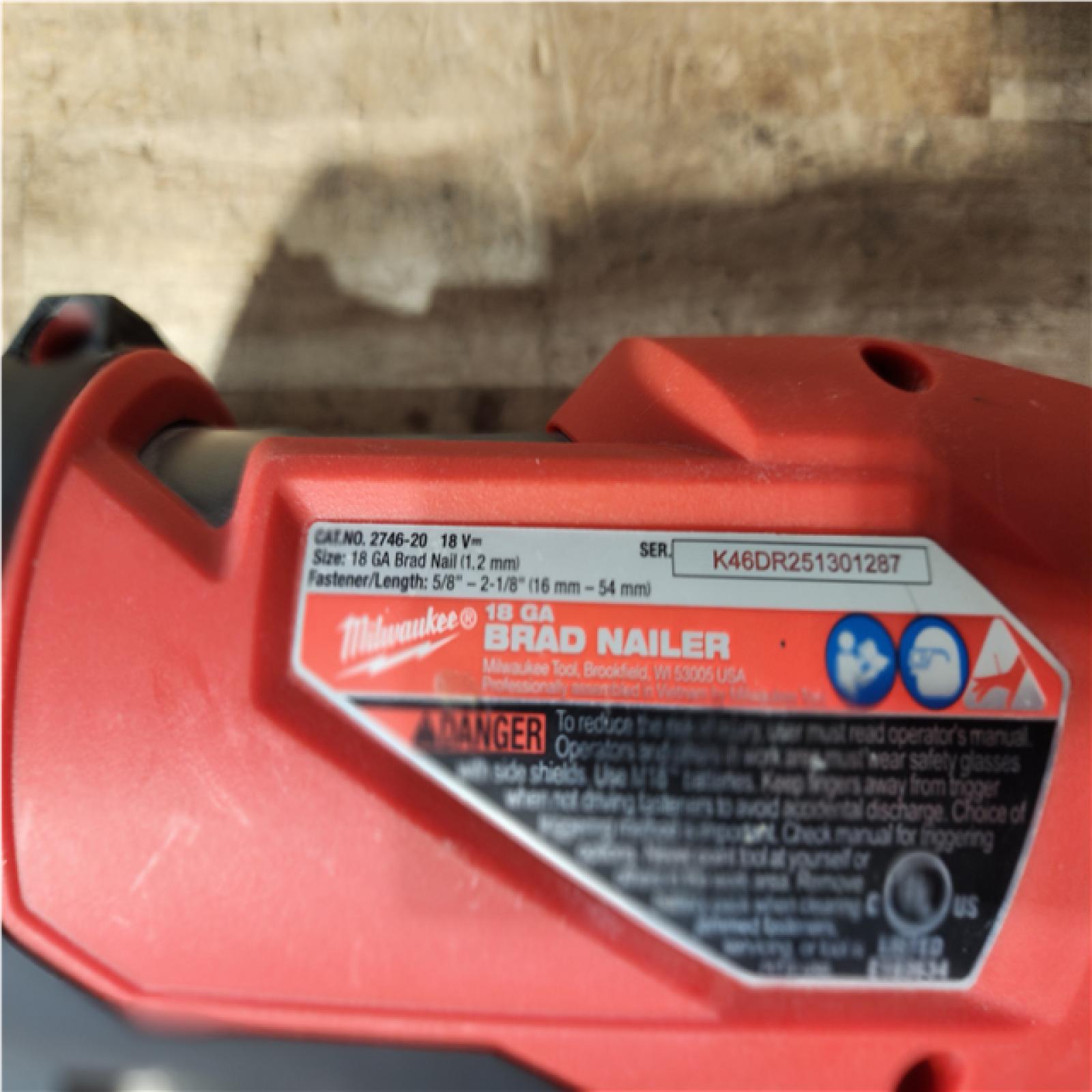 Houston Location AS-IS Milwaukee FUEL 18-Volt Lithium-Ion Brushless Cordless Gen II 18-Gauge Brad Nailer (Tool-Only)