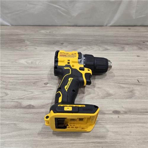 AS-IS DEWALT ATOMIC COMPACT SERIES 20V MAX* Cordless 1/2 Drill/Driver Kit